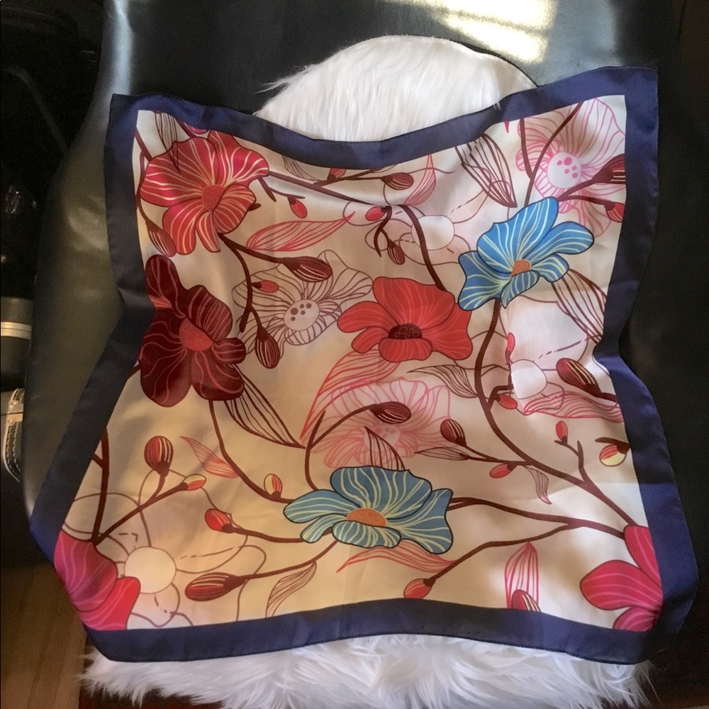 Silky floral scarf blue border